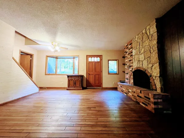 $360,000 | 8148 Pea Ridge Road, Brookville, IN 47012