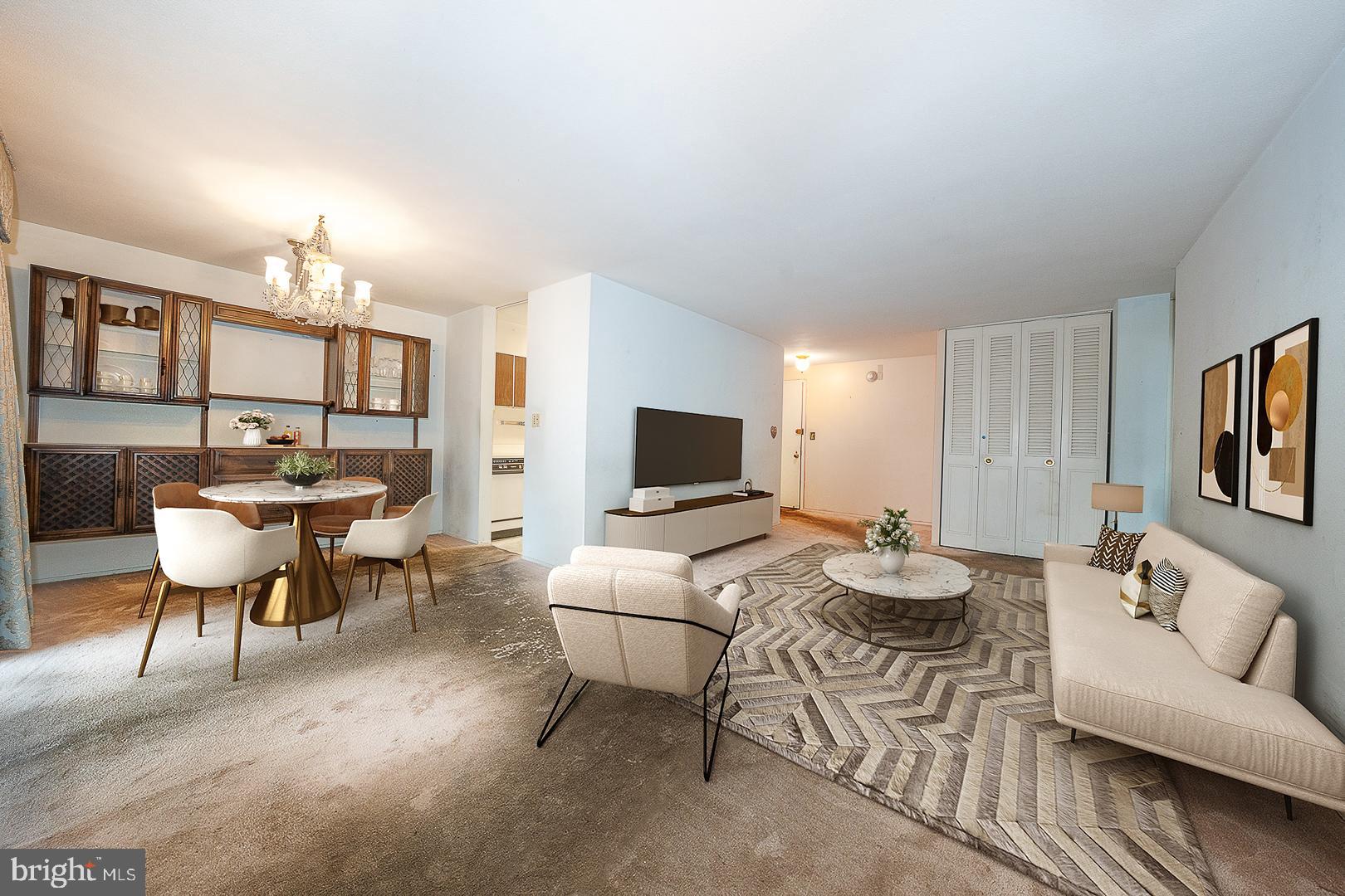 1919 Chestnut Street, Unit 2521 Philadelphia, PA 19103 - Photo 2 of 19 Virtually Staged Living Area