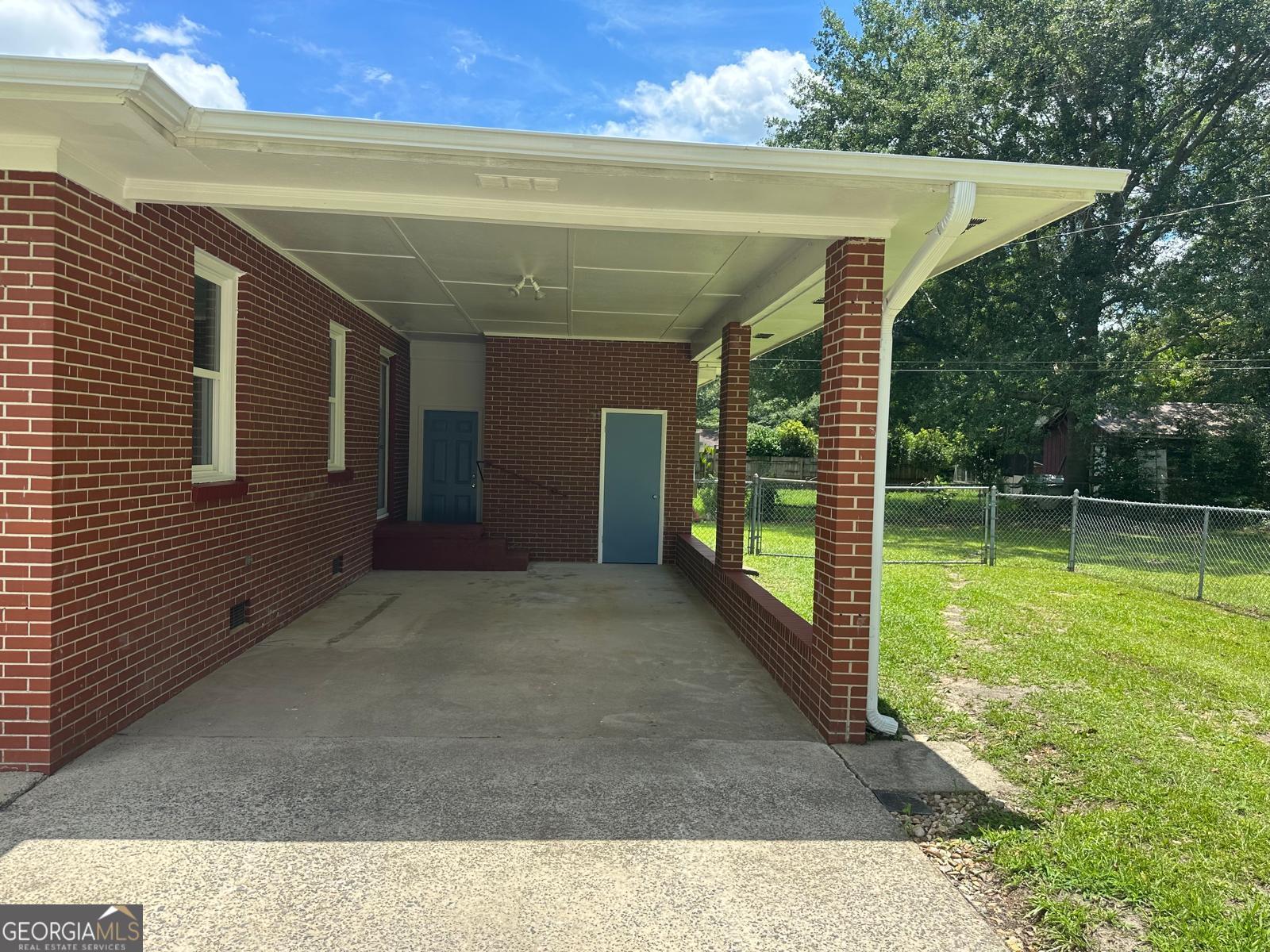 1300 Stonewall Street Dublin, GA 31021 - Photo 9 of 50