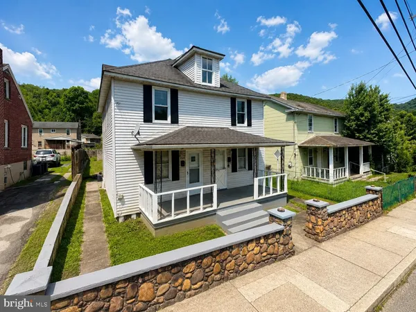 $100,000 | 224 / 226 Green Street, Westernport, MD 21562