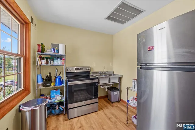 $1,949,000 | 350 Main Street, West Orange, NJ 07052