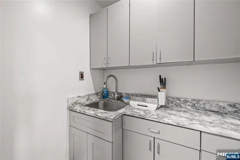 $1,949,000 | 350 Main Street, West Orange, NJ 07052