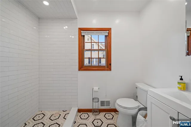 $1,949,000 | 350 Main Street, West Orange, NJ 07052