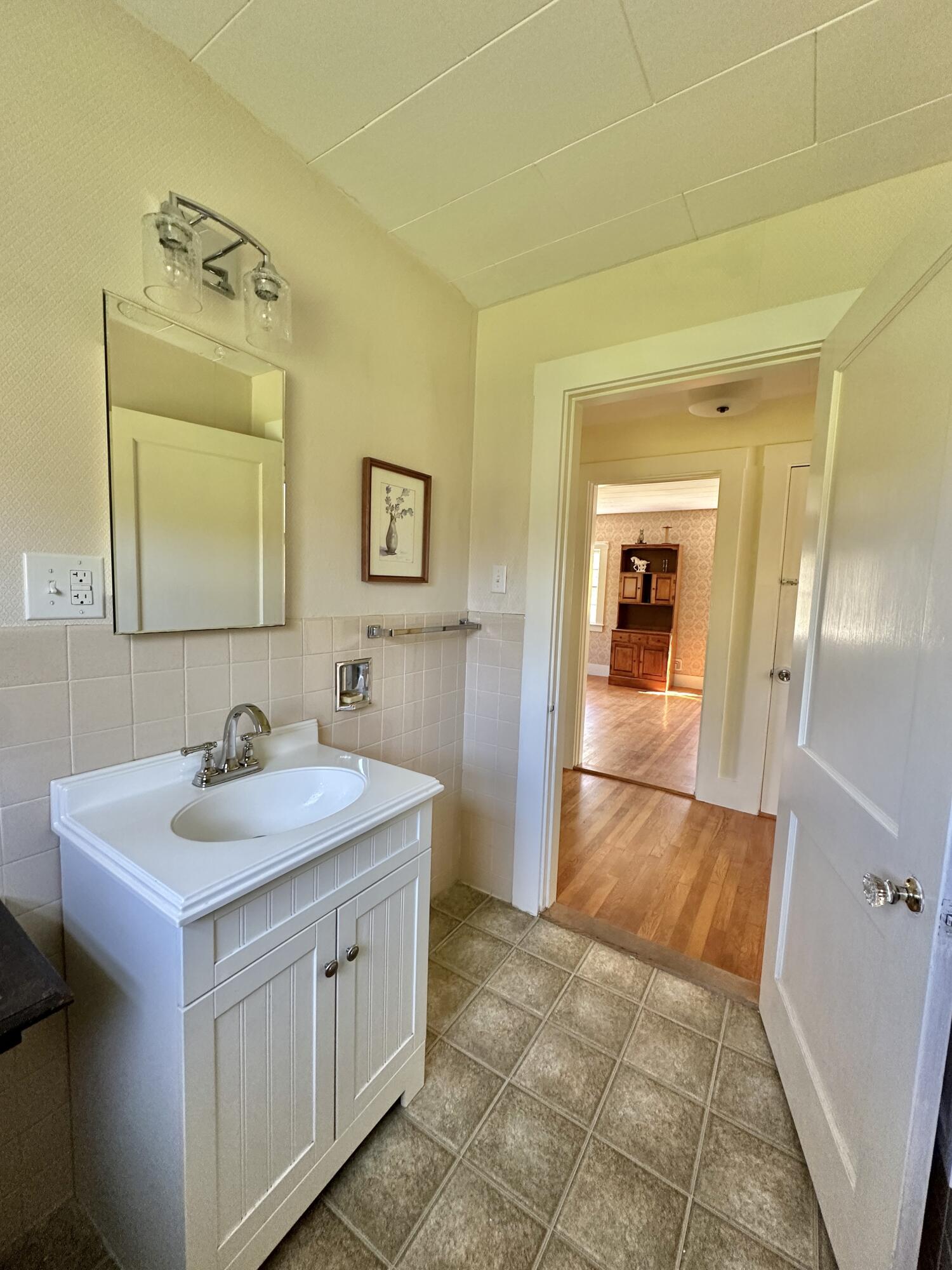 165 Oyster River Road Warren, ME 04864 - Photo 36 of 53 Bathroom