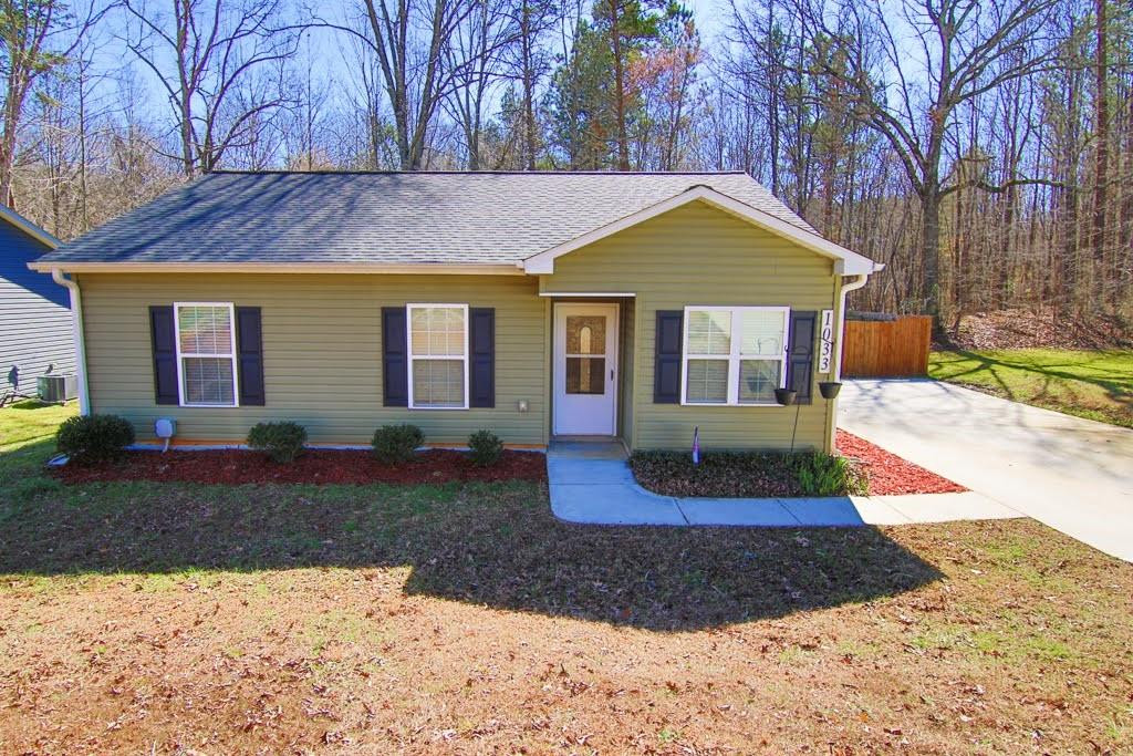 1033 East Hanover Road Graham, NC 27253 - Photo 3 of 20 Gallery Image 3
