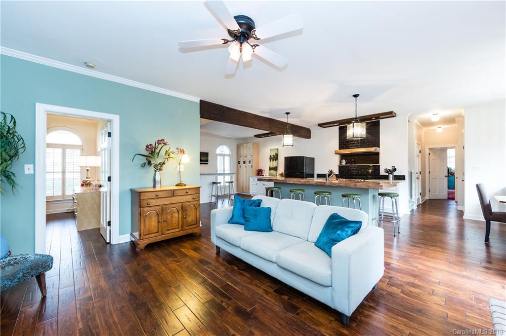 7122 Rothmore Street Charlotte, NC 28215 - Photo 16 of 36 Gallery Image 16