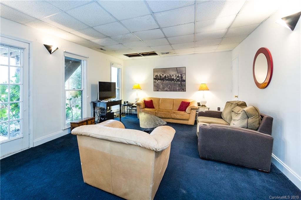 7122 Rothmore Street Charlotte, NC 28215 - Photo 28 of 36 Gallery Image 28