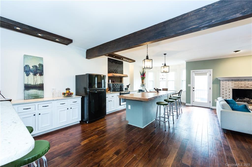 7122 Rothmore Street Charlotte, NC 28215 - Photo 8 of 36 Gallery Image 8