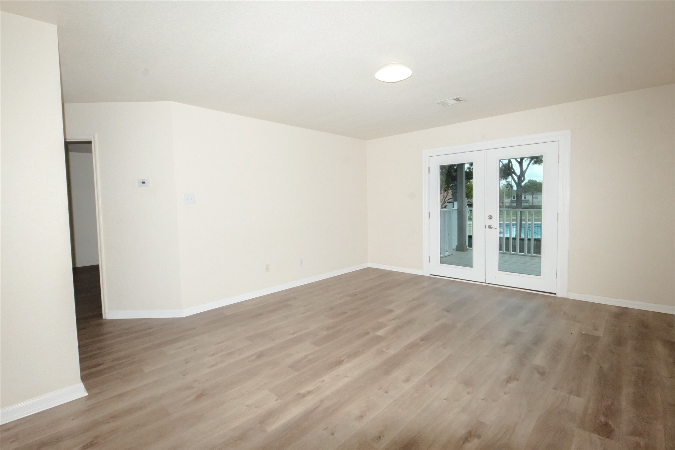 15514 Satsuma Point Court Houston, TX 77049 - Photo 18 of 20