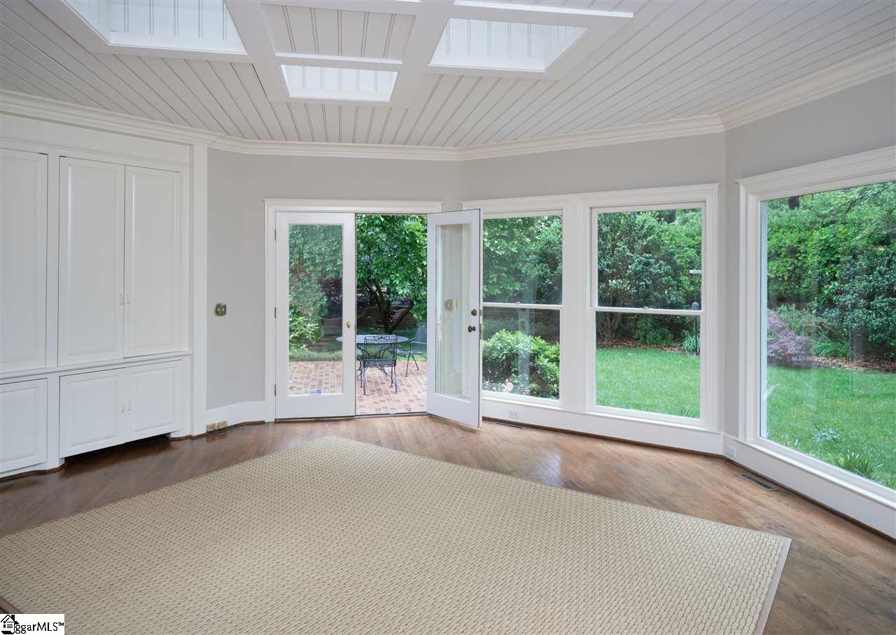 177 Chapman Road Greenville, SC 29605 - Photo 10 of 24 Gallery Image 10