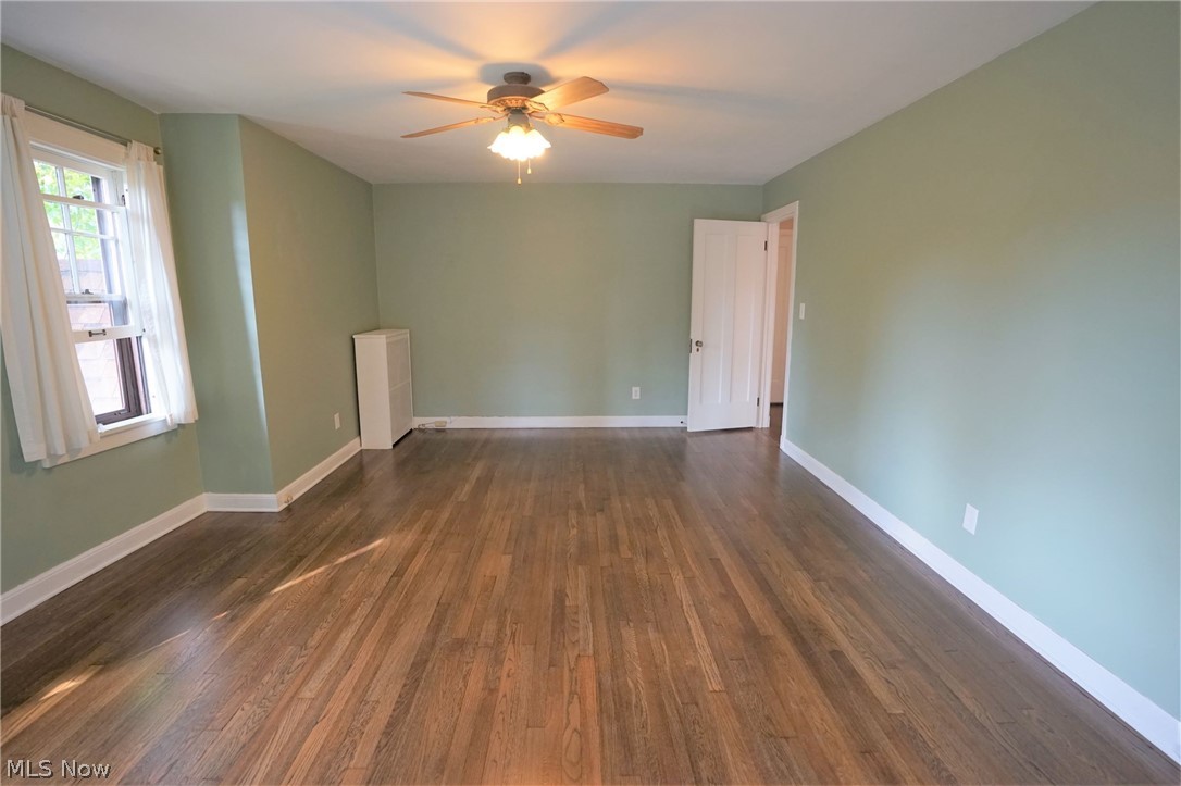 15815 Chadbourne Road Cleveland, OH 44120 - Photo 15 of 30 Gallery Image 15