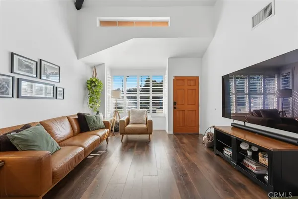 $699,000 | 7321 Vassar Avenue, Canoga Park, CA 91303
