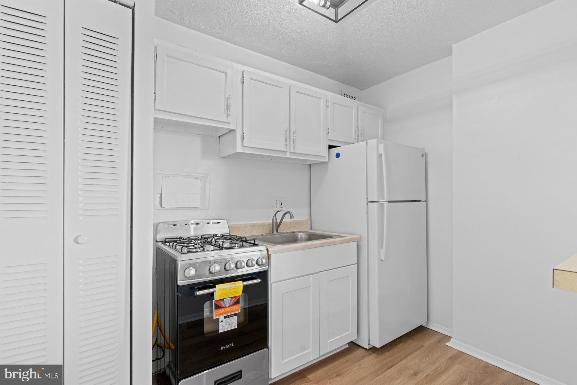 1836 Metzerott Road, Unit 715 Hyattsville, MD 20783 - Photo 12 of 28