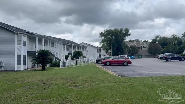 $140,000 | 1500 East Johnson Avenue, Unit 128, Pensacola, FL 32514