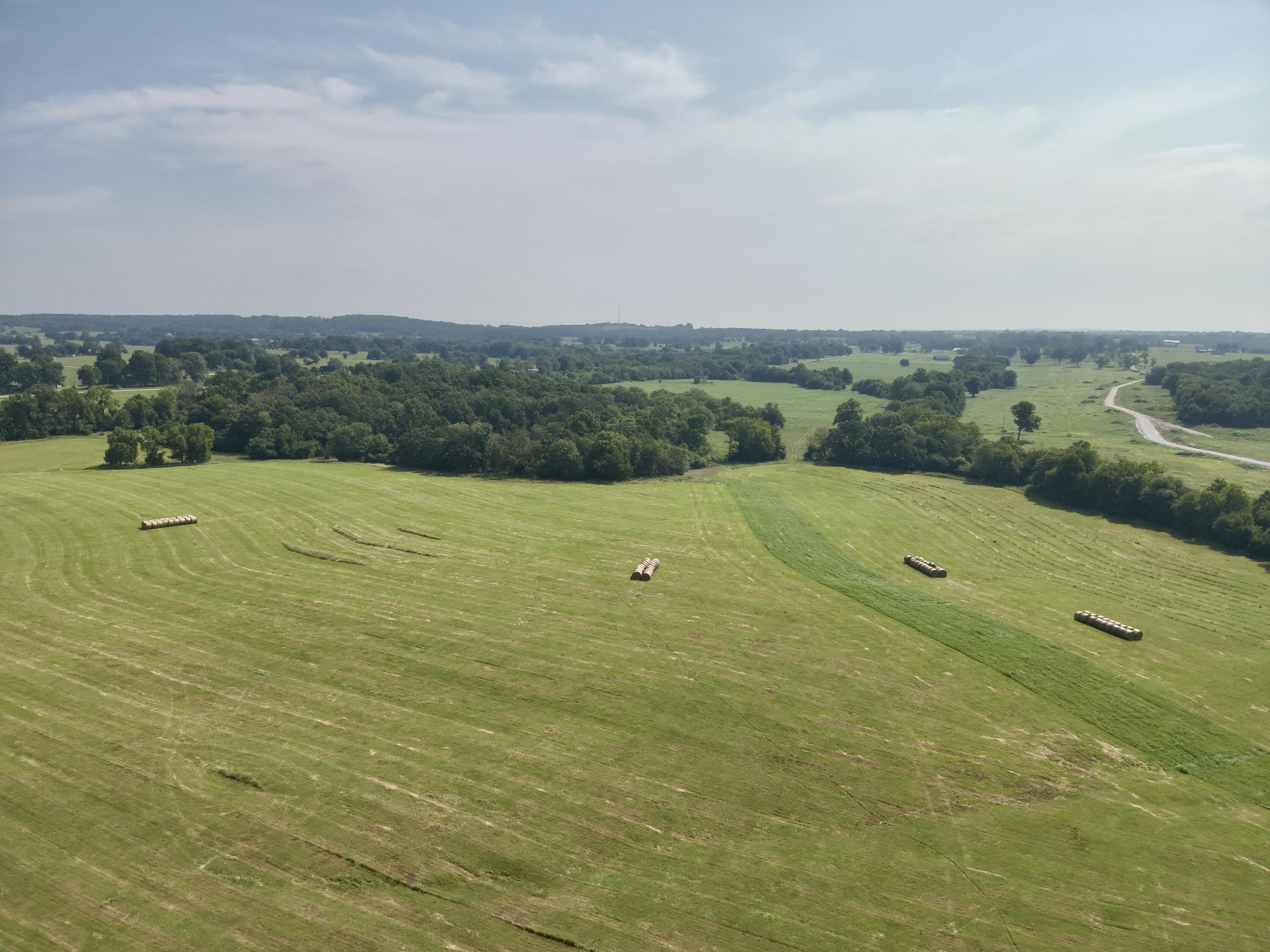 Lot 7 East 442nd Road Bolivar, MO 65613 - Photo 9 of 13 DJI_20260731122441_0003_V