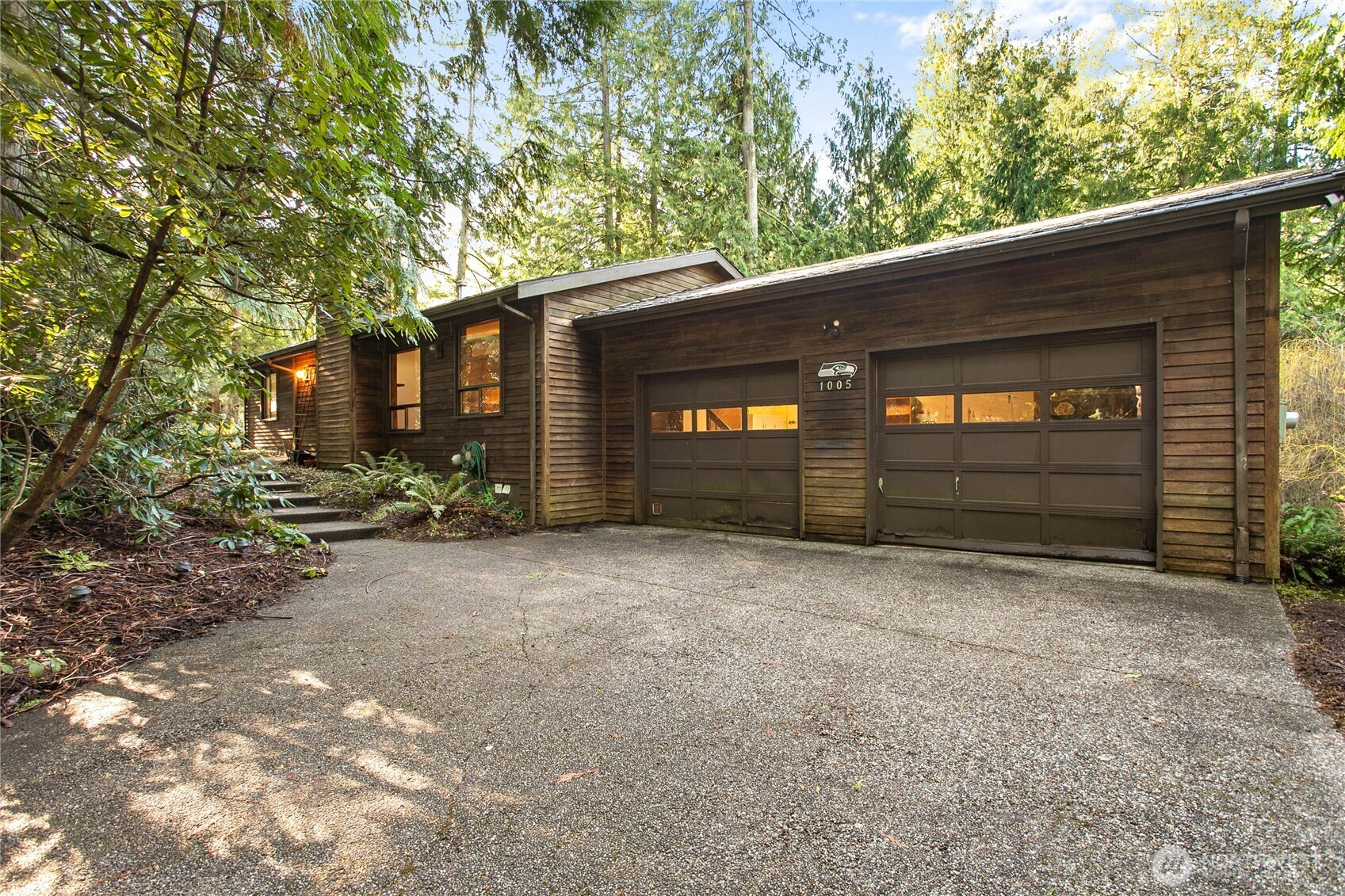 1005 Geneva Street Bellingham, WA 98229 - Photo 1 of 35