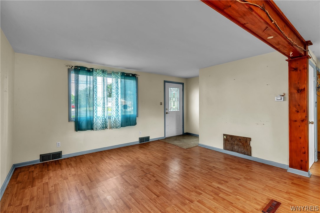 7267 Bear Ridge Road Pendleton, NY 14120 - Photo 13 of 31 Gallery Image 13