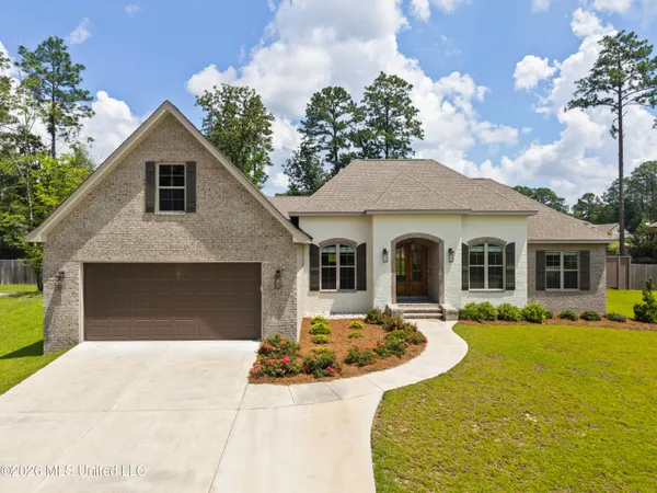 $448,000 | 32 Carlsbad, Hattiesburg, MS 39402