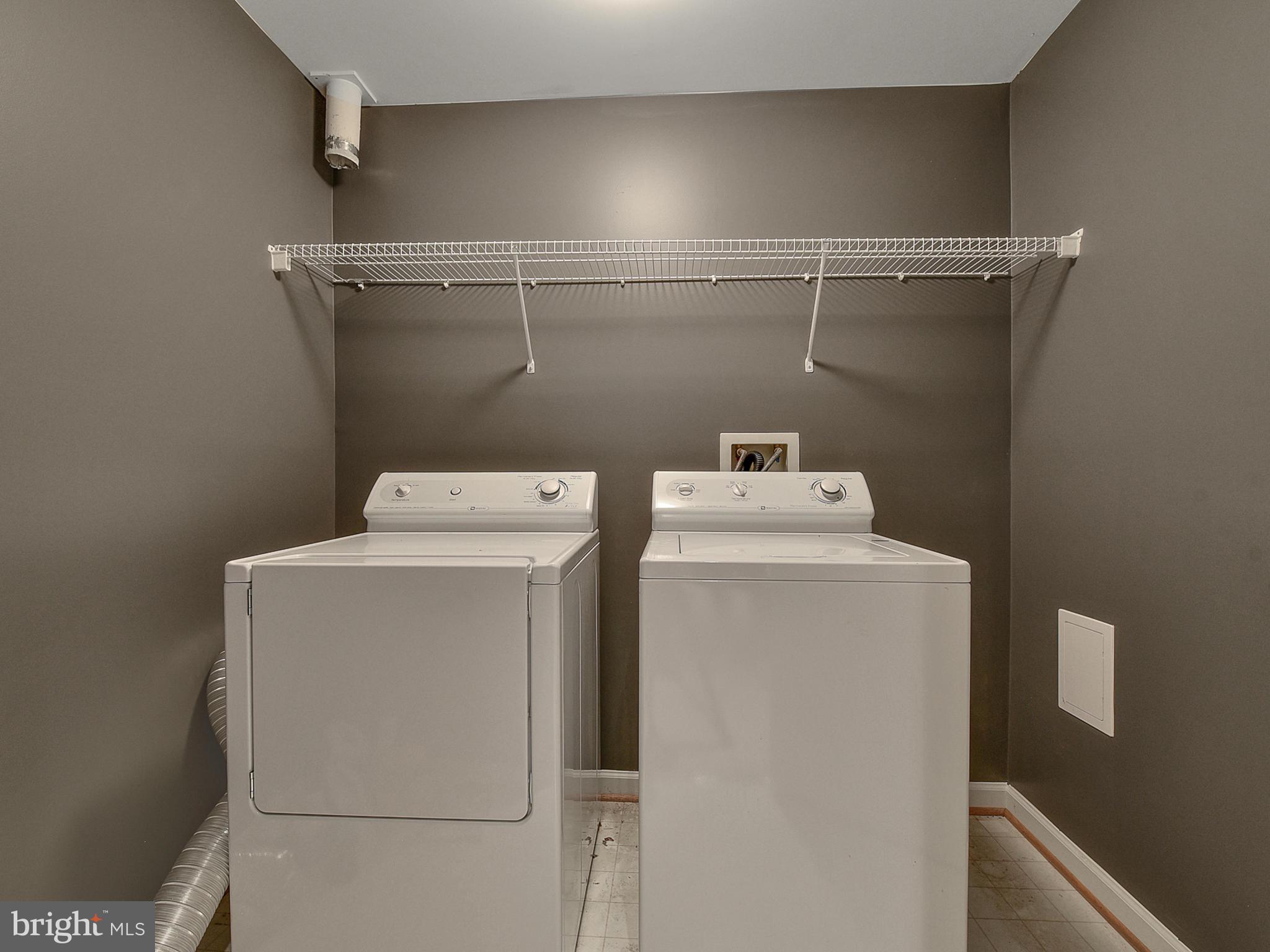 13907 Lullaby Road Germantown, MD 20874 - Photo 36 of 41 Laundry room
