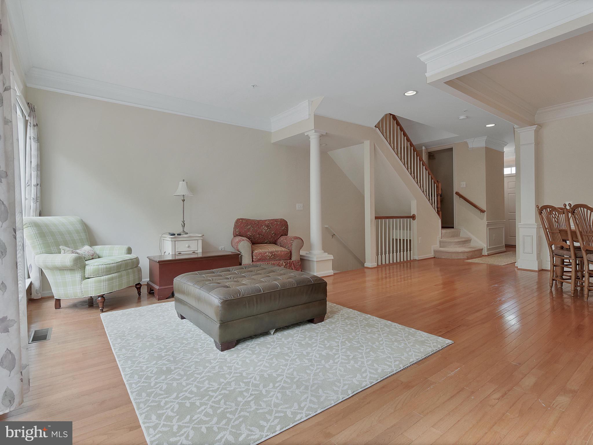13907 Lullaby Road Germantown, MD 20874 - Photo 5 of 41 Living dining combo
