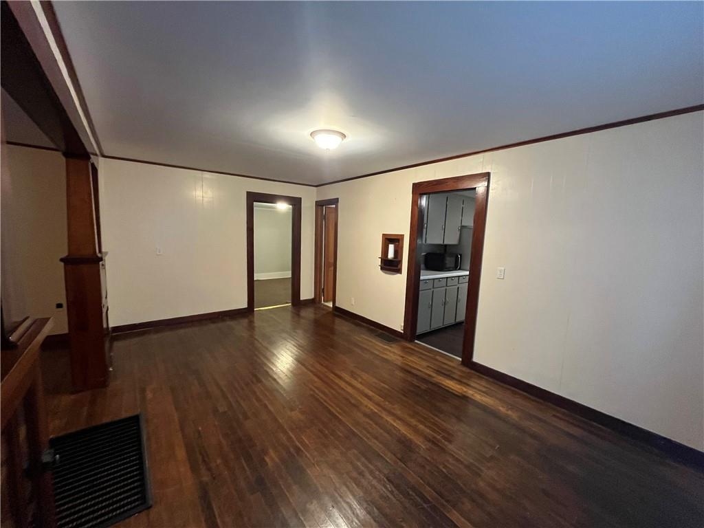 816 North Sycamore Road Iola, KS 66749 - Photo 13 of 42