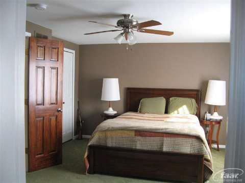 346 Holland Road Flushing, MI 48433 - Photo 15 of 19 20247547-14.JPG