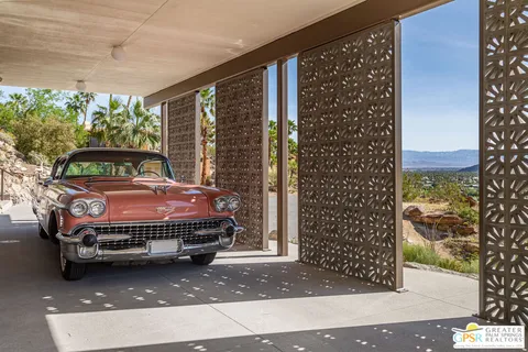 a car parked in front of a building