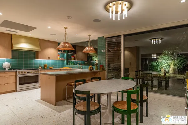 $3,495,000 | 2425 Cahuilla Hills Drive, Palm Springs, CA 92264