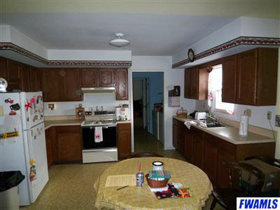 418 Wind Ridge Trail Berne, IN 46711 - Photo 3 of 5 Gallery Image 3