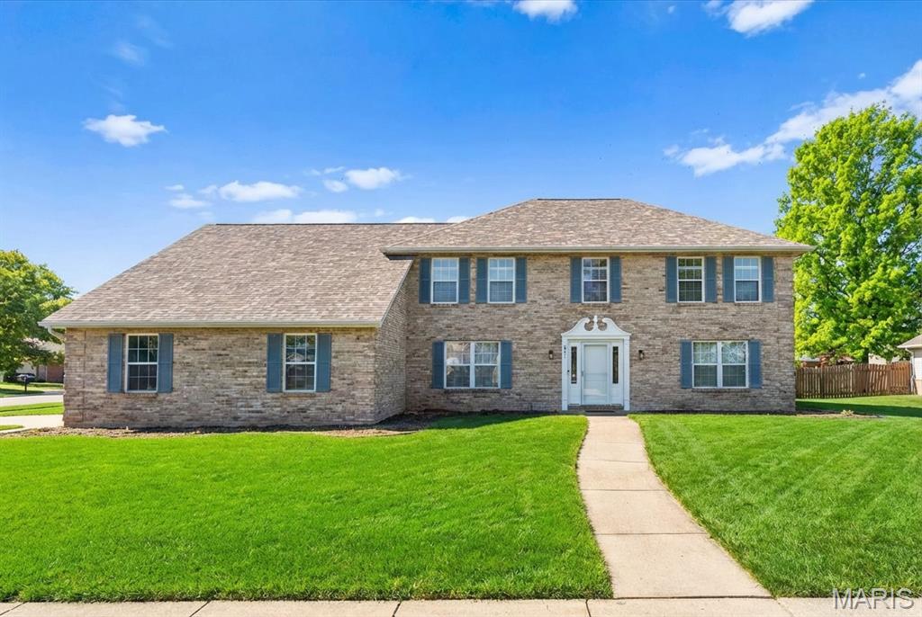 621 East Wesley Drive O'Fallon, IL 62269 - Photo 1 of 44