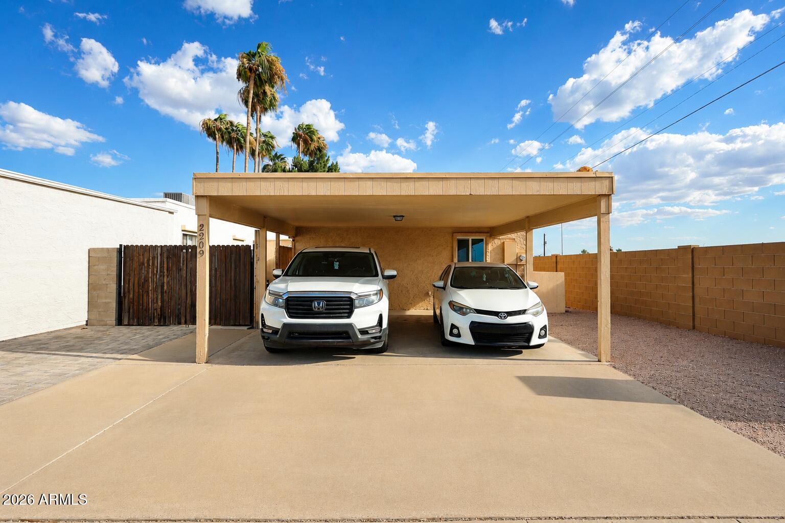 2209 North Recker Road Mesa, AZ 85215 - Photo 9 of 22