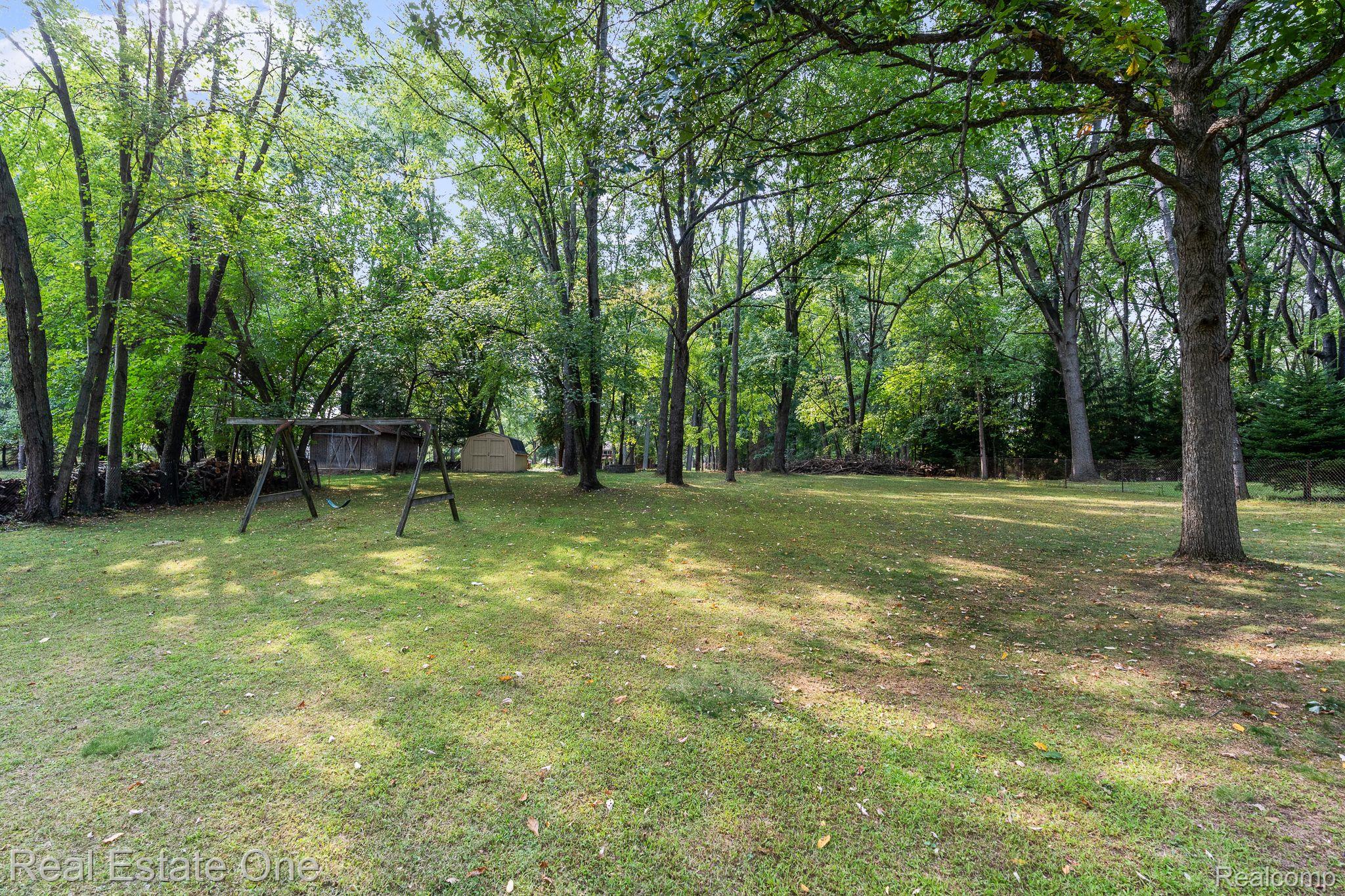 1120 Seville Road Rochester, MI 48309 - Photo 20 of 22 Gallery Image 20