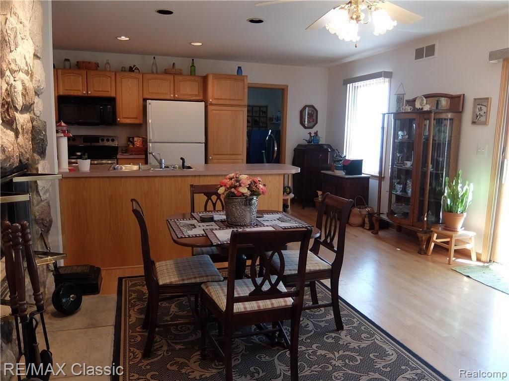 7952 Kearney Road Whitmore Lake, MI 48189 - Photo 33 of 71 DSCF1239.JPG