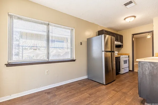 $1,395 | 2943 Keslake Street, San Antonio, TX 78222