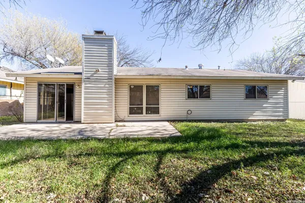 $1,395 | 2943 Keslake Street, San Antonio, TX 78222