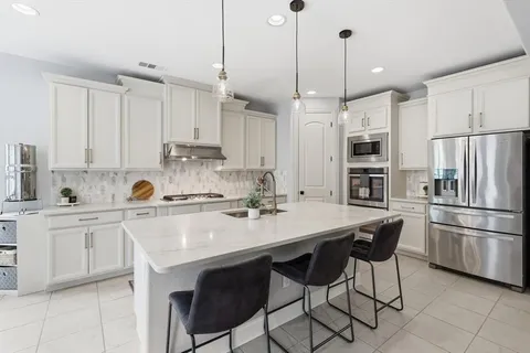 $699,000 | 213 Birdcall Lane, Argyle, TX 76226