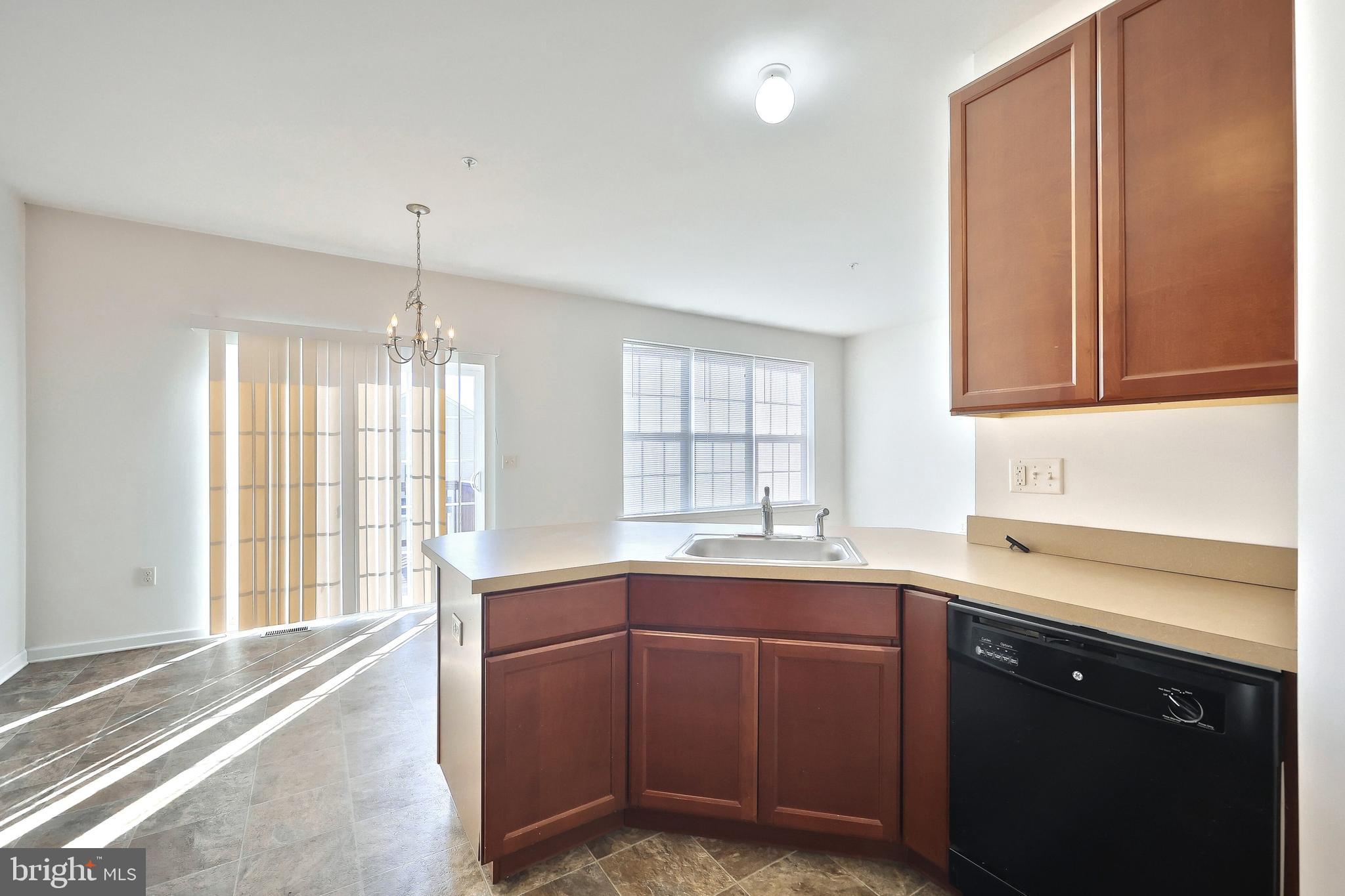 542 Marion Road, Unit 542 York, PA 17406 - Photo 17 of 34