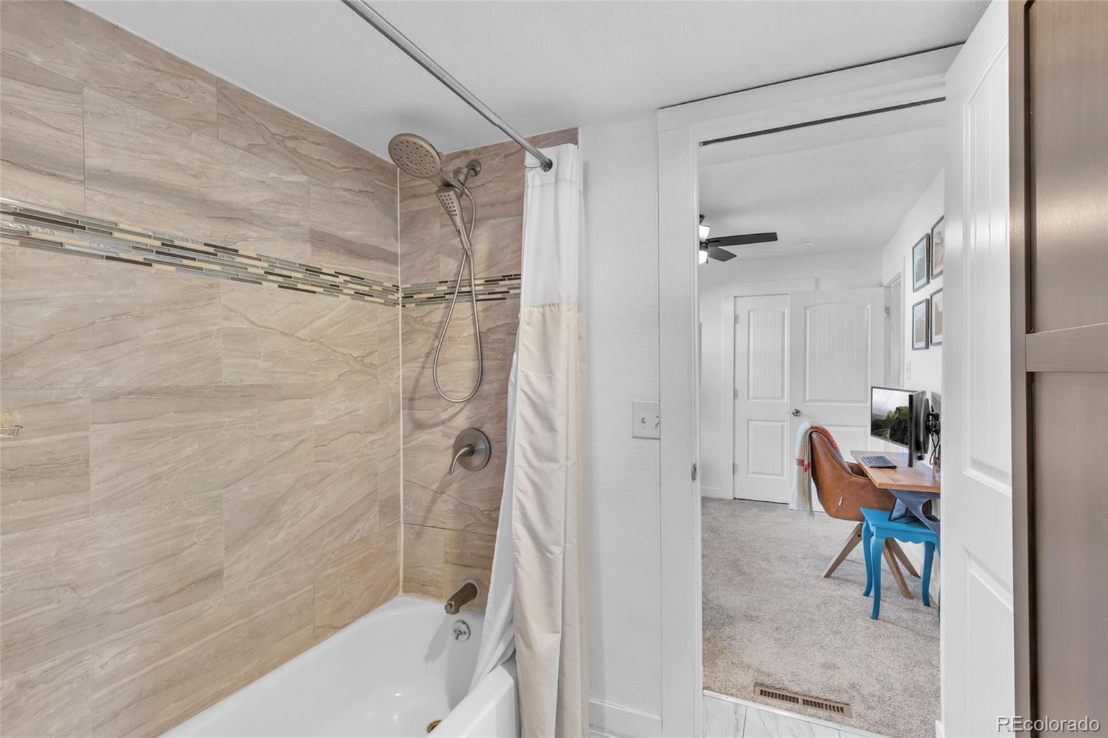 3641 Milwaukee Street Denver, CO 80205 - Photo 20 of 32