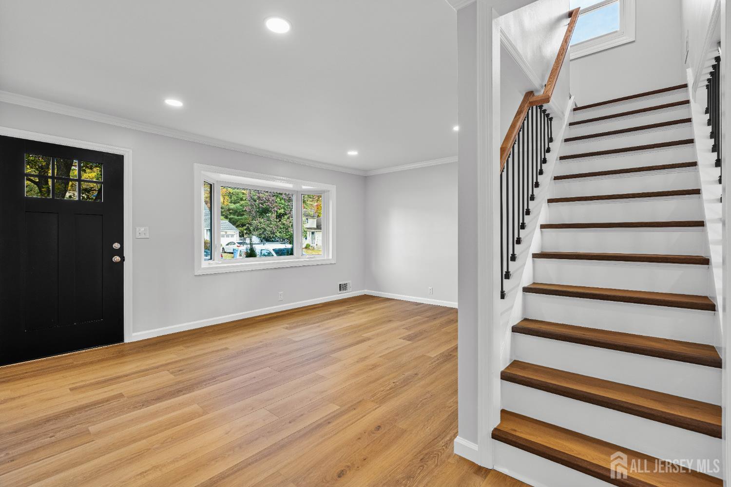 435 Warfield Road North Plainfield, NJ 07063 - Photo 18 of 35 a view of an entryway with wooden floor