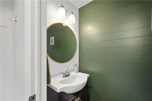 $525,000 | 1241 Satellite Circle, Pittsburgh, PA 15241