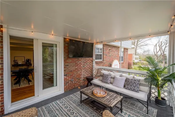 $525,000 | 1241 Satellite Circle, Pittsburgh, PA 15241