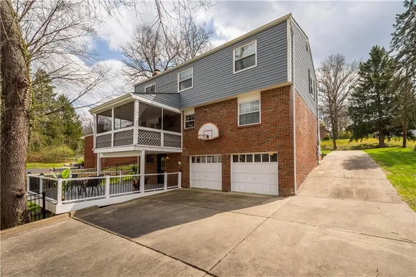 $525,000 | 1241 Satellite Circle, Pittsburgh, PA 15241