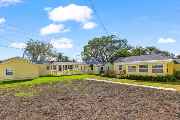 a view of a large building