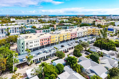 $3,895,000 | 201 Northeast 1st Avenue, Delray Beach, FL 33444