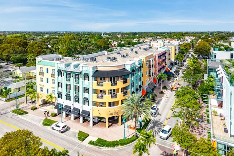$3,895,000 | 201 Northeast 1st Avenue, Delray Beach, FL 33444