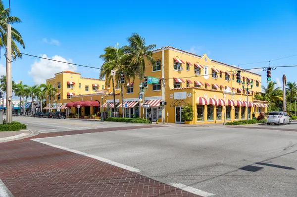$3,895,000 | 201 Northeast 1st Avenue, Delray Beach, FL 33444