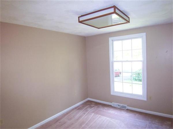 184 R Salem Road Billerica, MA 01821 - Photo 12 of 29