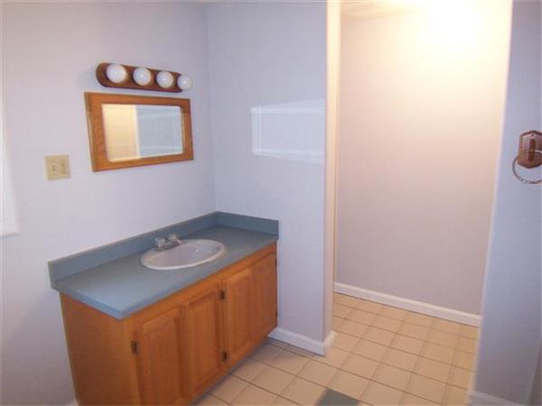 184 R Salem Road Billerica, MA 01821 - Photo 20 of 29