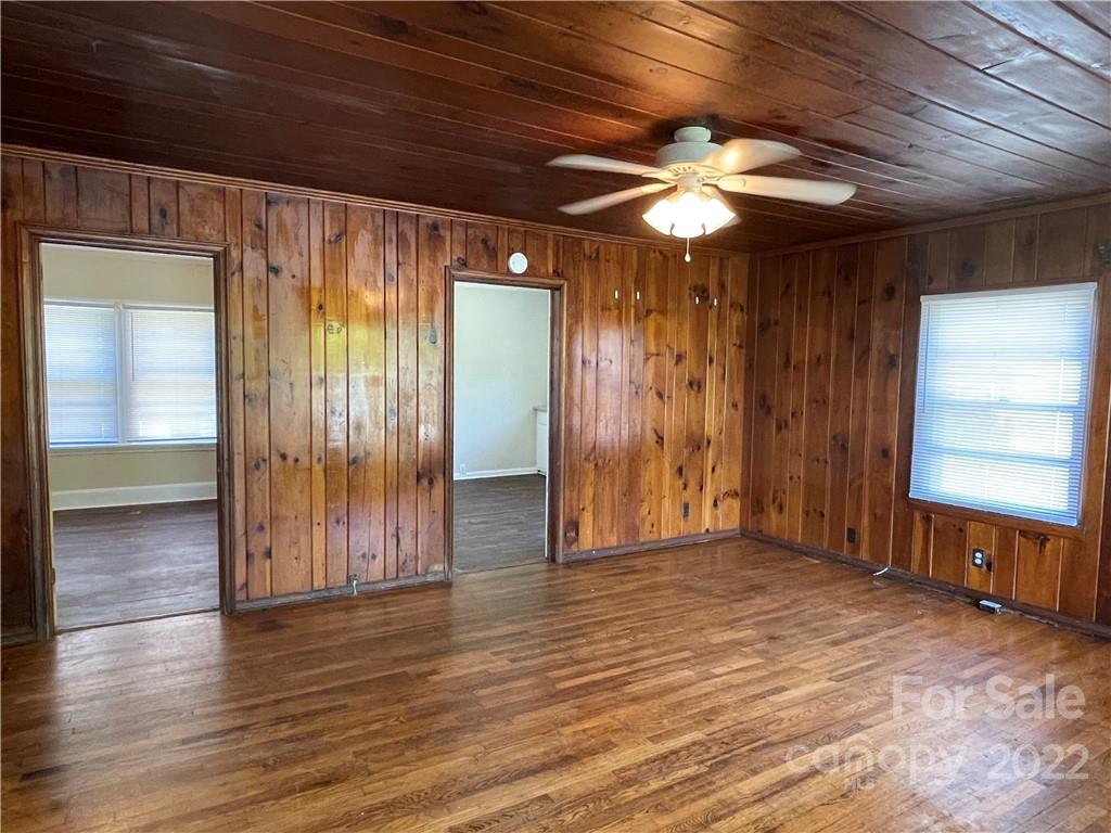 300 Hovis Road Stanley, NC 28164 - Photo 11 of 30 Gallery Image 11
