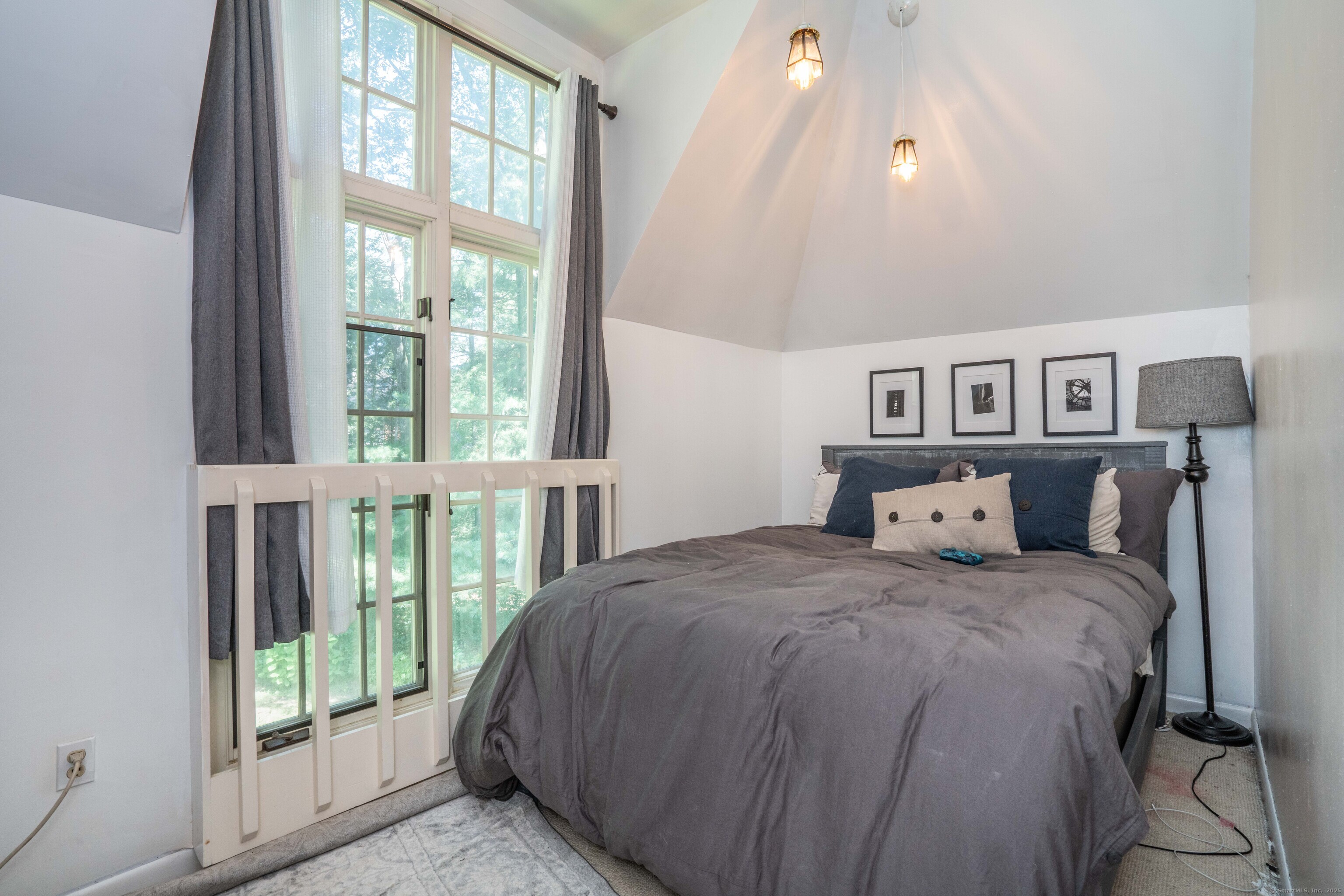 4 Chiltern Street Farmington, CT 06032 - Photo 27 of 37 Extra room being used for a bedroom. Could easily be a third bedroom